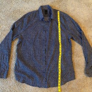 men H&M dark navy blue Pattern long sleeve button dress shirt  XL D-47
